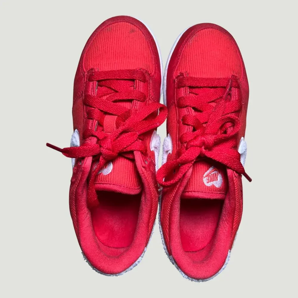 Nike Red Corduroy Low Sneakers Fuzzy Swoosh 2.5Y Valentine